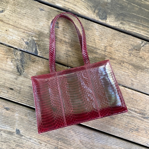 New Lelya Red Snakeskin Leather Handbag - Picture 1 of 16